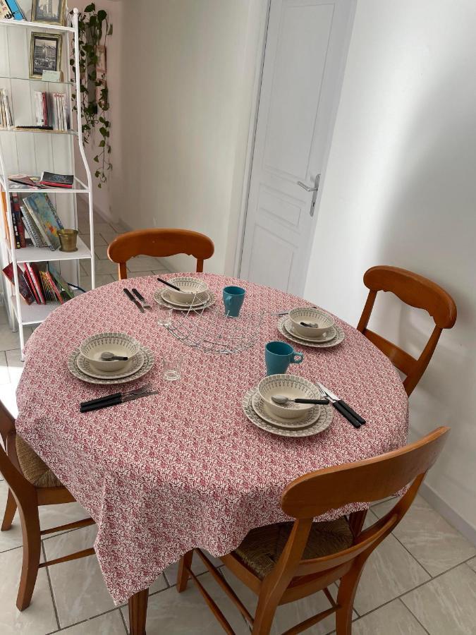 Or Du Temps Chez Katia Et Julien Holiday home Allauch